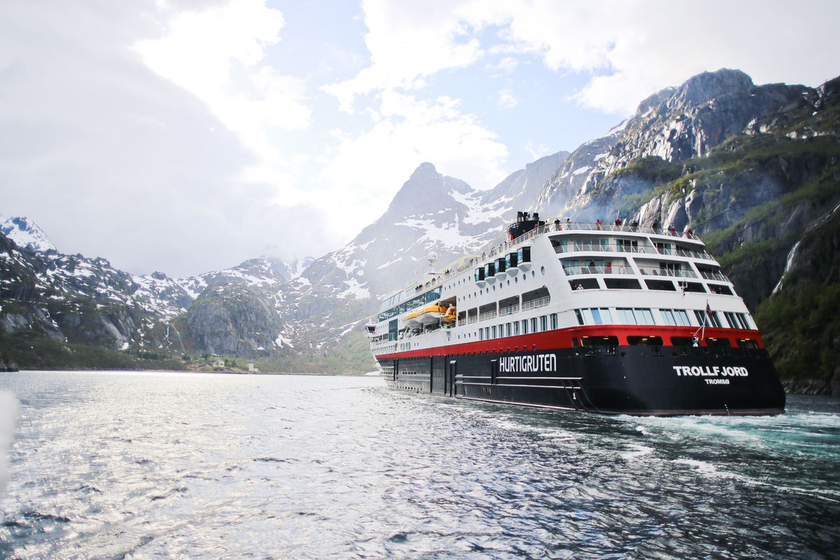 HX kündigt die Saison 2025–2026 der Expedition Cruise Line an