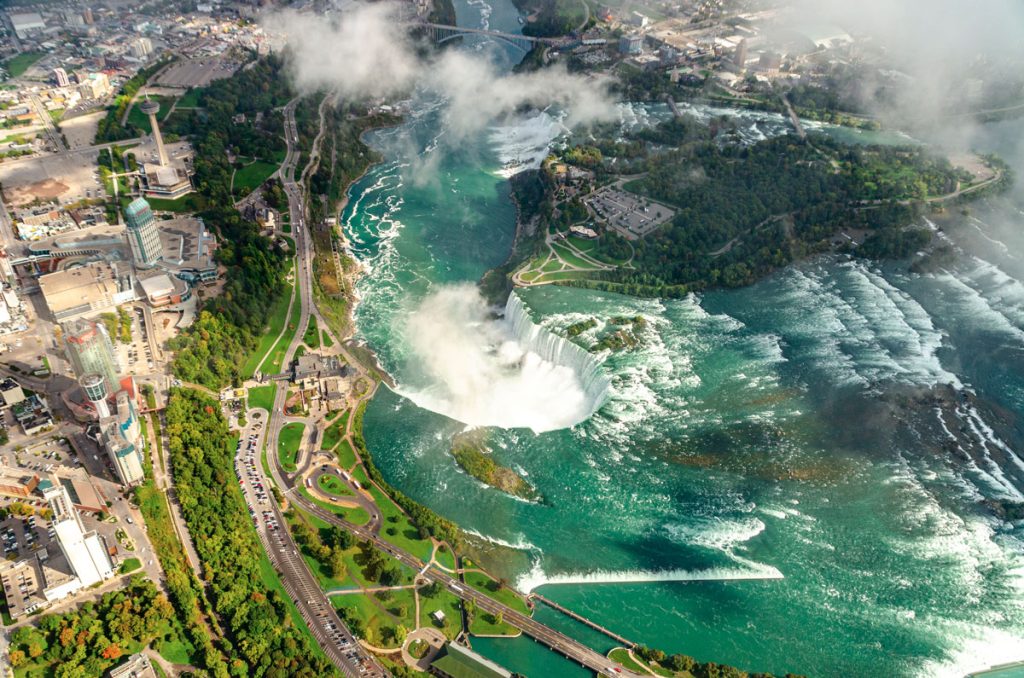Hubschrauberflug-Niagarafälle