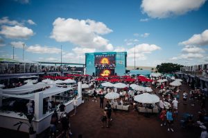 Ed Sheeran tritt beim offiziellen Grand-Prix-Konzert der Formel 1 Crypto Miami bei Hard Rock Live auf