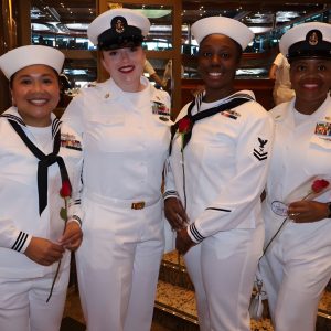 Carnival Cruise Line feiert Militärfrauen während der ersten Flottenwoche