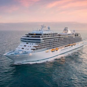 Regent Seven Seas Cruises stellt Angebote und Incentives für den Travel Advisor Appreciation Month vor