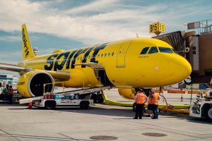 Spirit Airlines setzt Veränderungs- und Stornierungsgebühren für seine billigsten Tarife wieder ein