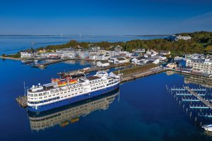 Gewinnen Sie eine kostenlose Luxuskreuzfahrt: Besuchen Sie den Quiz2Win -Wettbewerb von Victory Cruise Lines