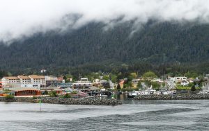 Die Wähler lehnen den Vorschlag ab, den Kreuzfahrt -Tourismus in Sitka, Alaska, zu begrenzen