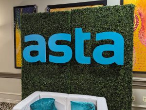 ASTA kündigt neue Mitarbeiter an, um Reiseberater zu meistern