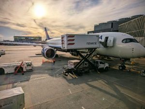 Stowaway -Tauben zwingen Delta Flug, mehrmals zum Gate zurückzukehren