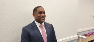 Bermuda versucht, Charme für Wachstum zu nutzen