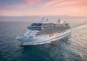 Regent Seven Seas Cruises bietet kostenlose First-Class-Flugreisen und private Flughafentransfers