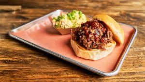 American Airlines bietet auf ausgewählten Flügen von Dallas nach New York das kultige Texas BBQ an