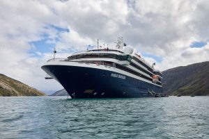 Atlas Ocean Voyages steigert seine Expeditionsangebote 2026 mit doppelten Annehmlichkeiten und 40 % Rabatt