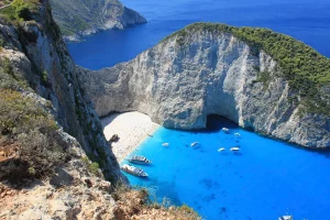 Exploring Greek Islands That Offer Sun, Sea and Timeless Island Living Experiences