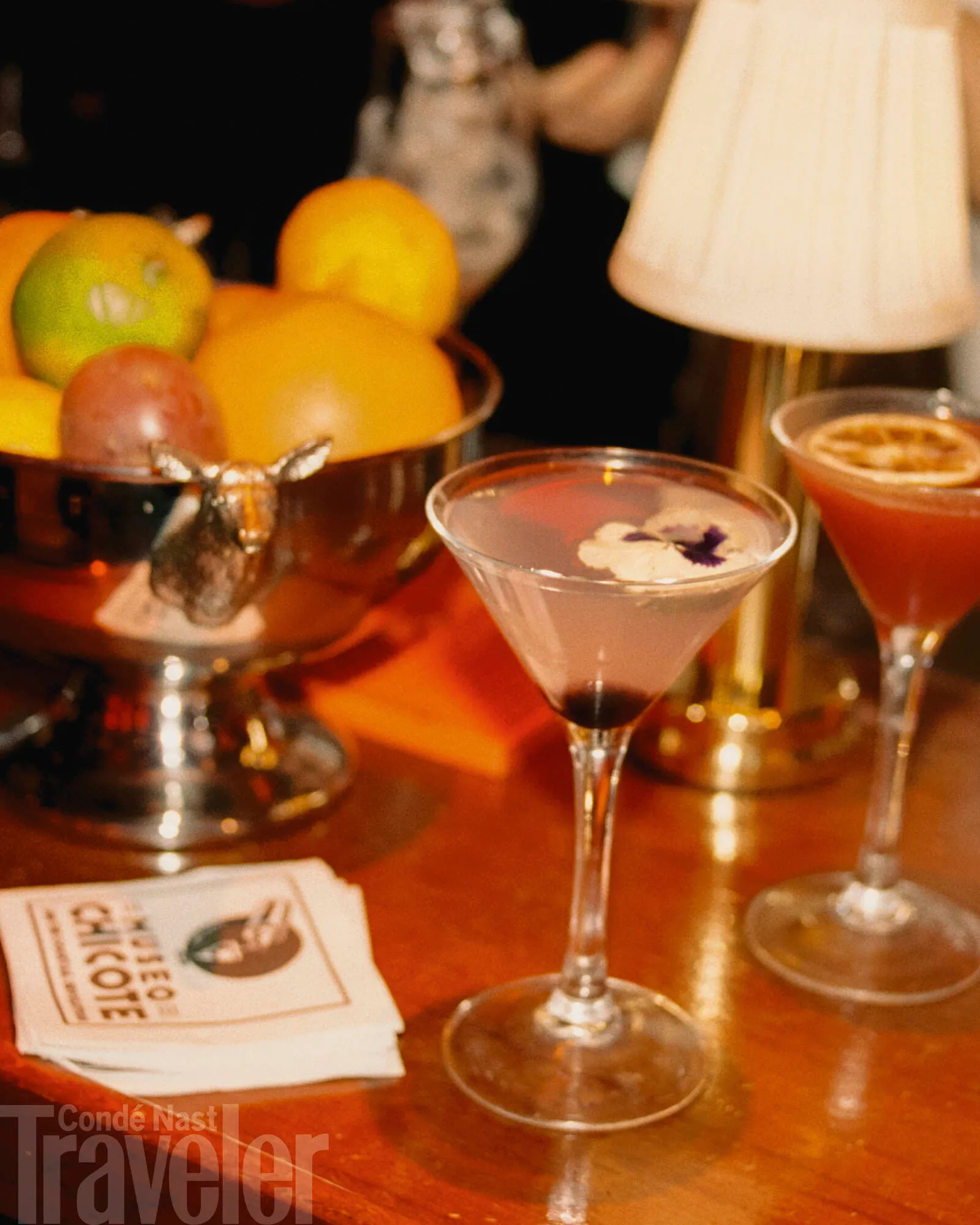 Cocktails im Chicote Museum bei ¡COME mit Miren Ibarguren