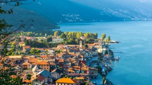 Italiens unbesungener, weitläufiger See: botanische Gärten, dramatische Inseln, lebhafte Städte und seltener Käse