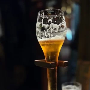 Die Bar in Gent, in der man einen Schuh gegen Bier eintauscht