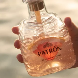 Als die reisende Seele bei den Condé Nast Traveler Awards 2026 auf die Exzellenz von PATRON Tequila traf