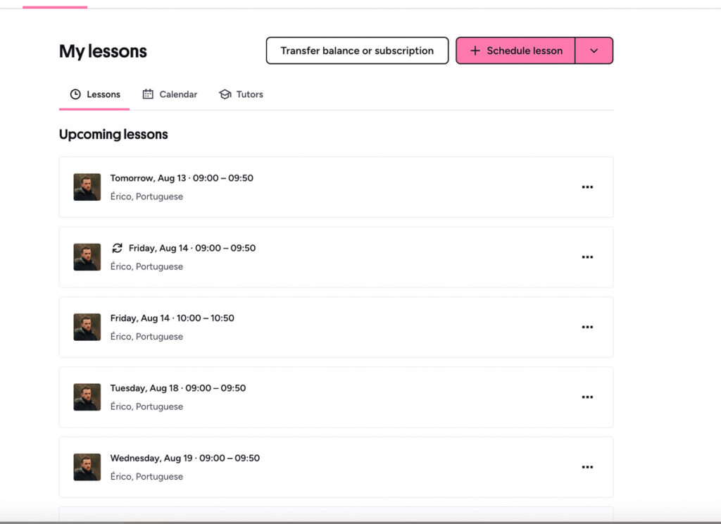 Auf einer Webseite wird eine Liste der bevorstehenden Portugiesischstunden bei Érico angezeigt, die für den 13., 14. und 19. August geplant sind, mit Optionen zum Anzeigen des Kalenders, der Nachhilfelehrer oder zum Planen einer neuen Lektion.