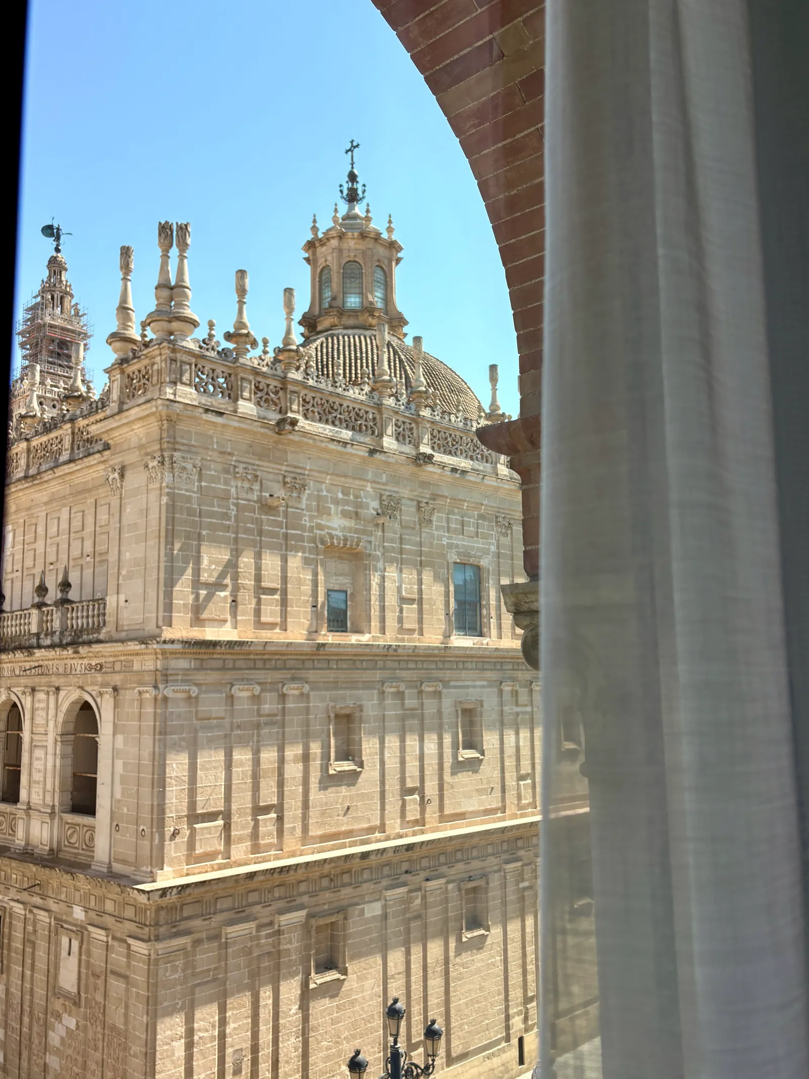 Aussicht von einer Junior Corner Suite Serras Sevilla