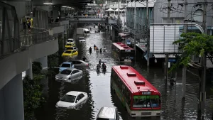 Bangkok wurde nach schweren Überschwemmungen zum Katastrophengebiet erklärt: Was Reisende wissen müssen