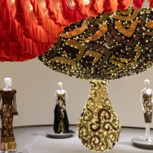Joana Vasconcelos lässt Valentino in Lissabon wieder auferstehen