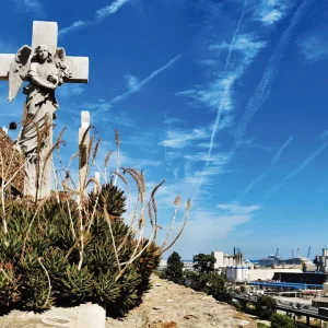 Friedhöfe in Spanien: das Buch, das sich mit dem Leben rund um den Tod beschäftigt
